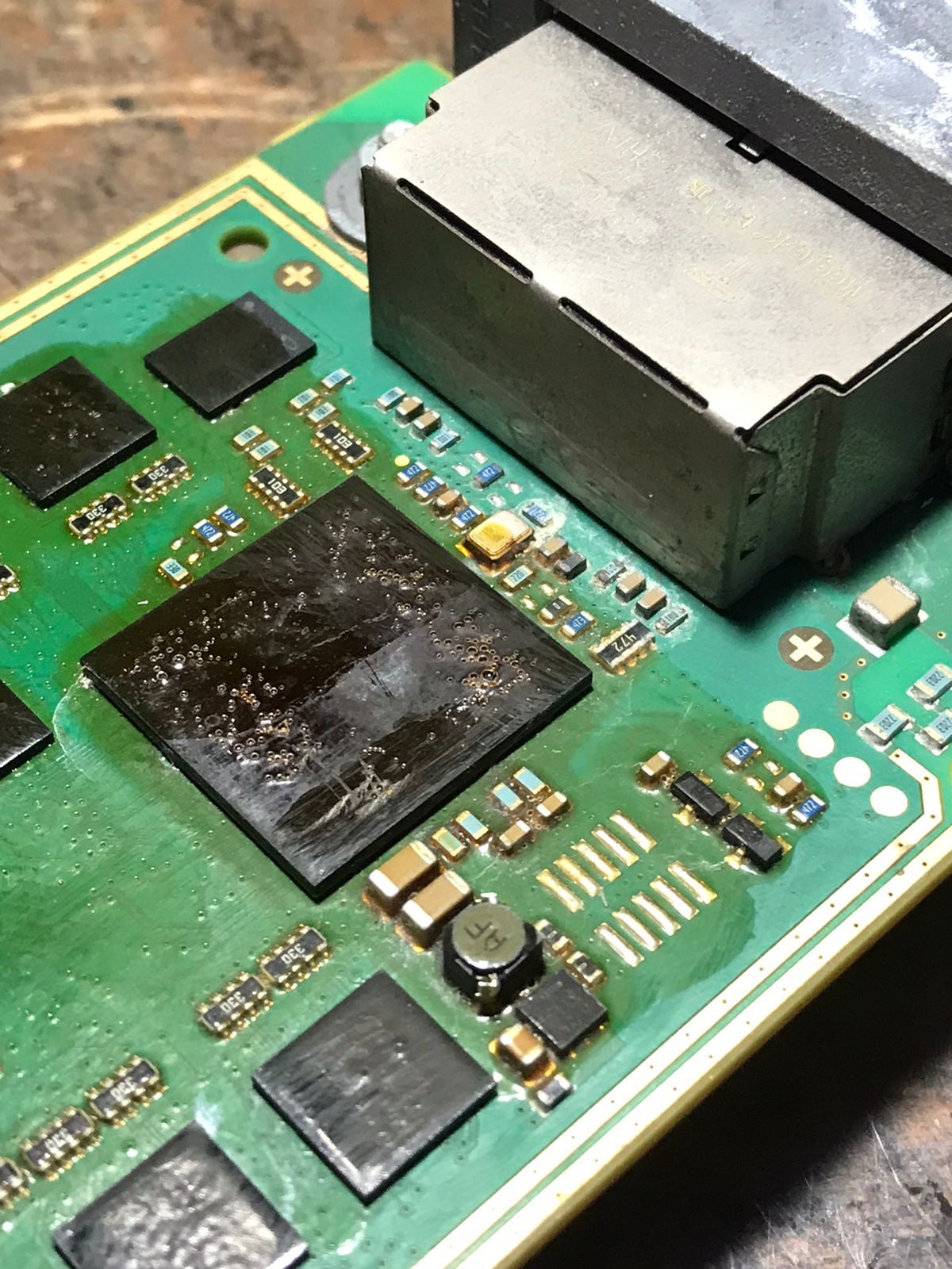 Reparación de tarjeta electrónica a nivel componente
